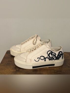 Alexander McQueen Cream Canvas Platform Sneaker Black Octopus Embroidered 37 1/2